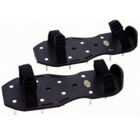 Spijkerzolen of Prikschoenen